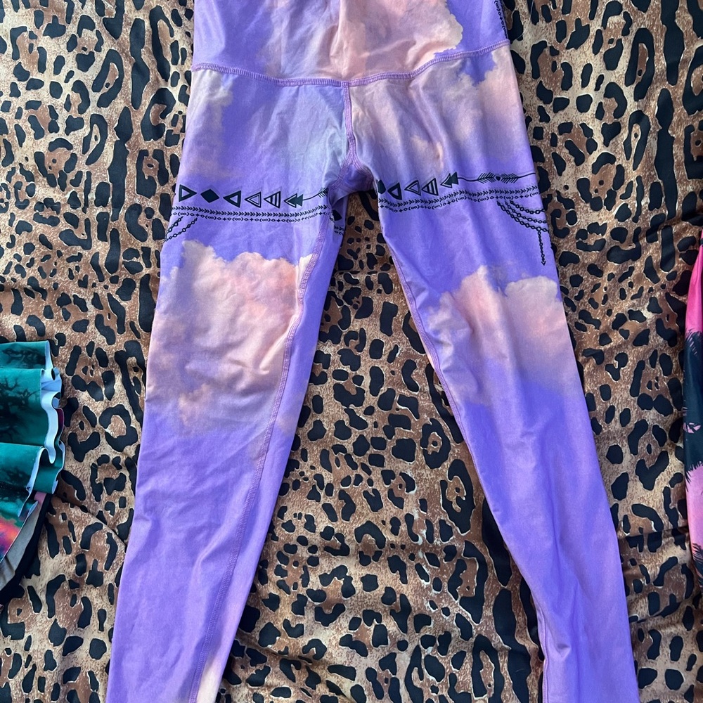 Teeki Lavender and Peach Leggings